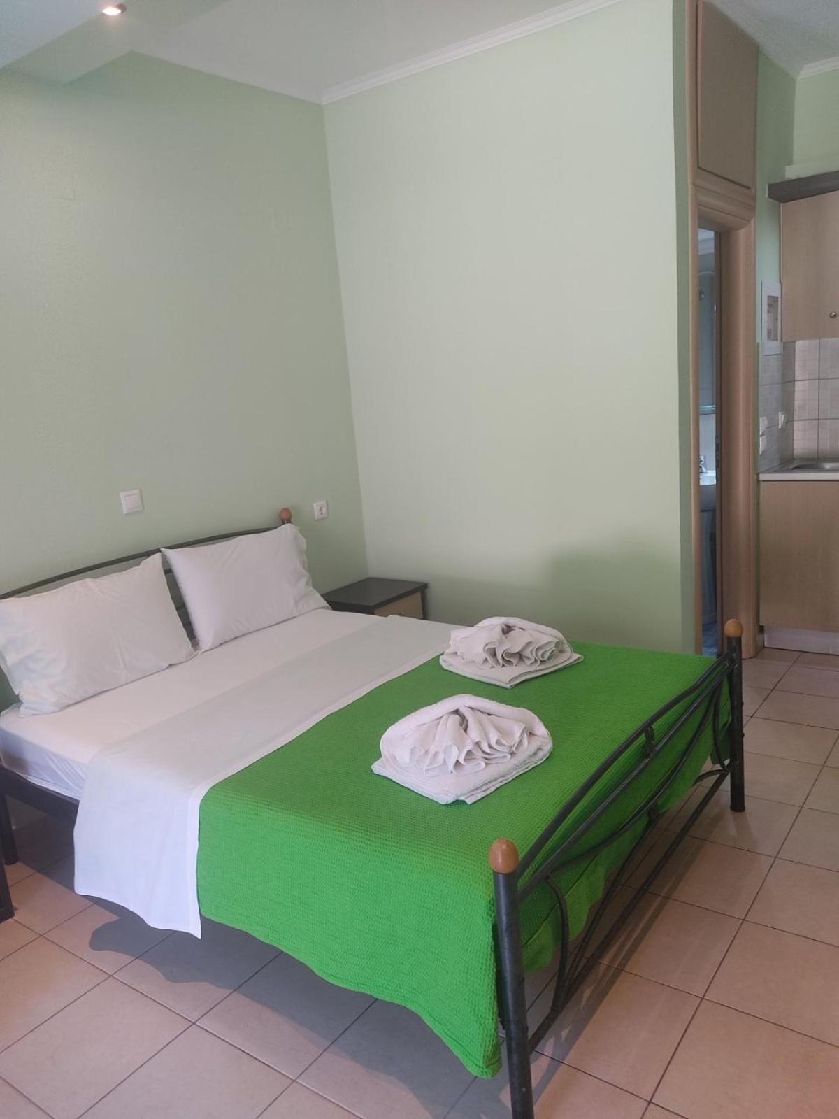 Agios Nikitas Dolphins Appartement Buitenkant foto